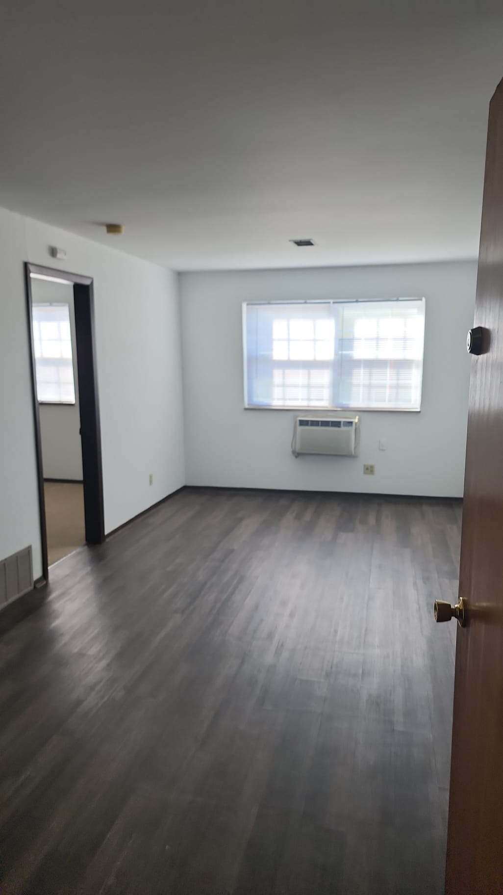 3607 Cleveland Ave.-B09